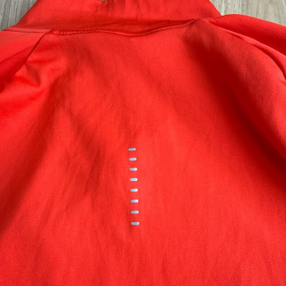 Women's NIKE Running Dri-Fit Quarter Zip Pullover DJ6984-673 Size Large Red - Picture 7 of 7